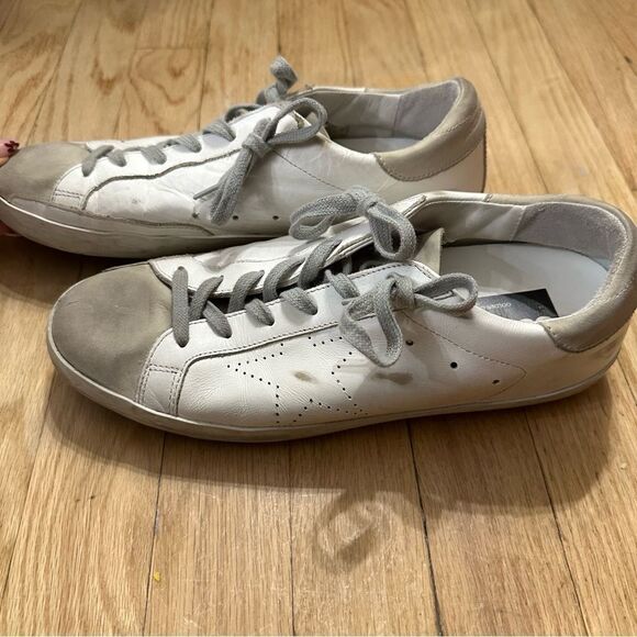 Golden Goose Super-Star with Perforated Star and Ice Gray Heel Tab - Picture 7 of 9